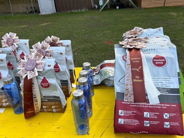 Tisch für die Siegerehrung